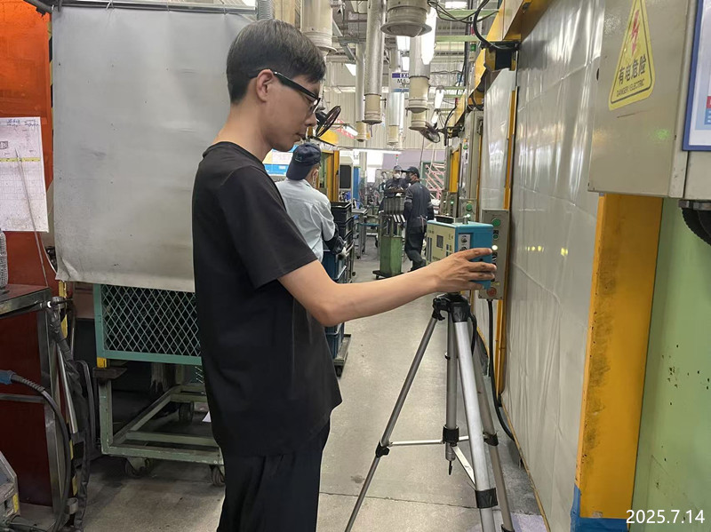 1765338083877055.jpg 采样.jpg